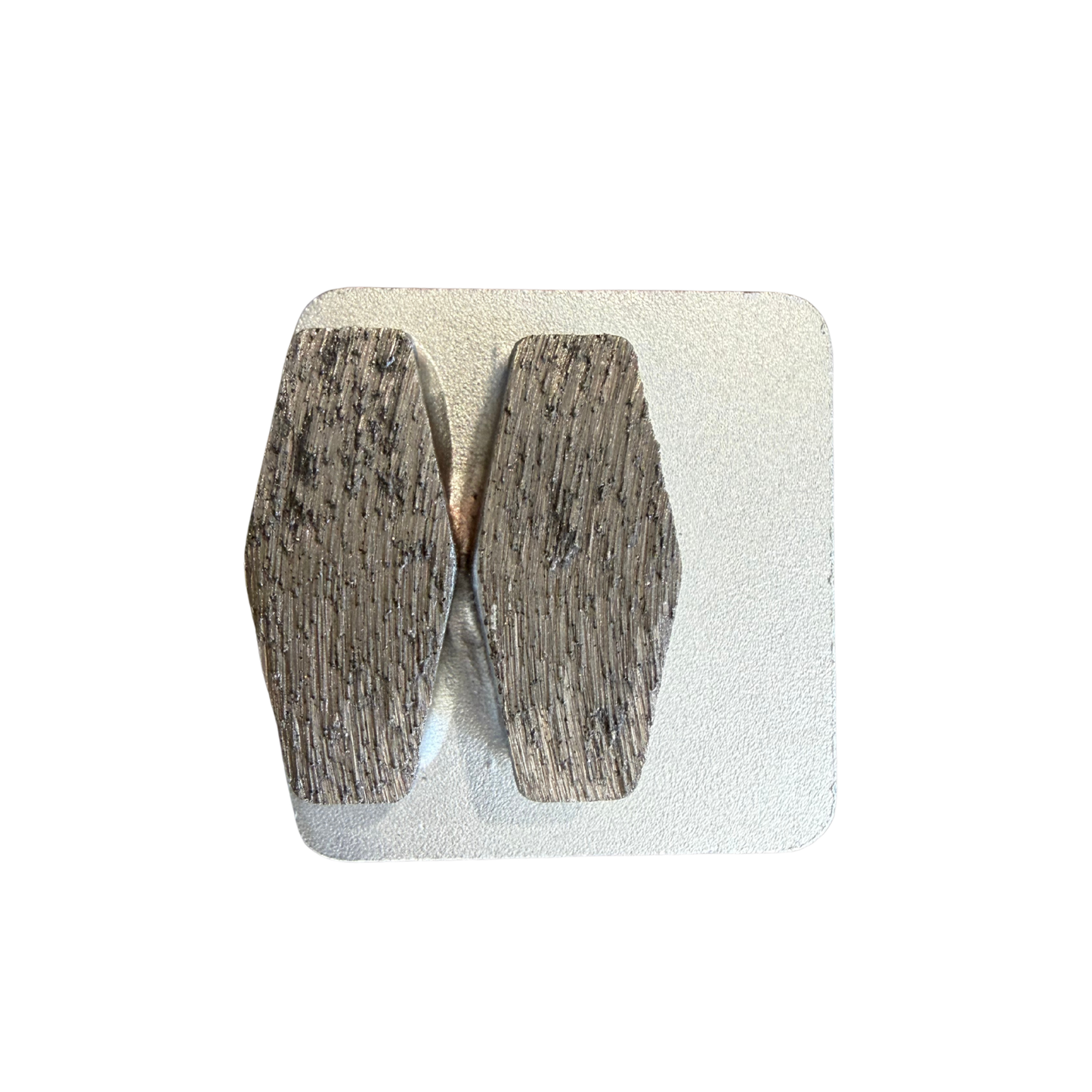 Our Double Coffin shaped segment delivers balanced cutting power while maintaining smooth, even grinding.