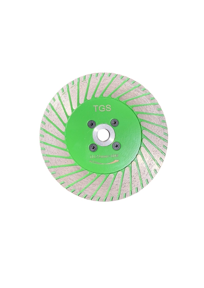 Our 125mm Flush Cut Blade delivers fast, clean cuts with precise edge access. With a 60 grit finish and turbine-ridged segment pattern, this blade is ideal for tight spaces where control and flush-line grinding are critical.