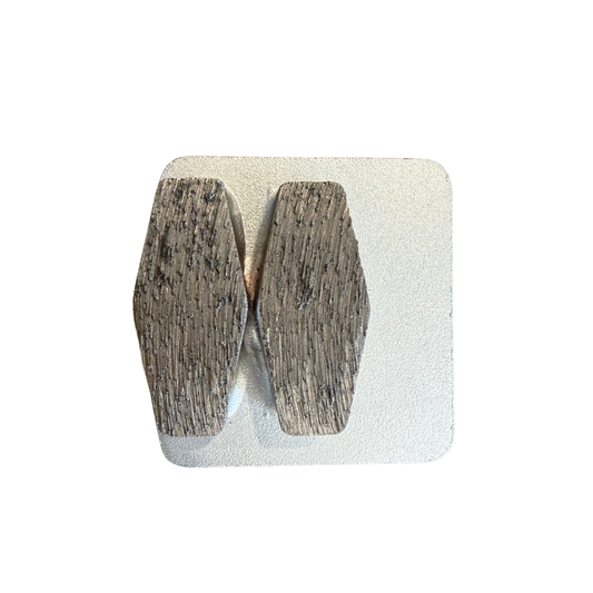 Our Double Coffin shaped segment delivers balanced cutting power while maintaining smooth, even grinding.
